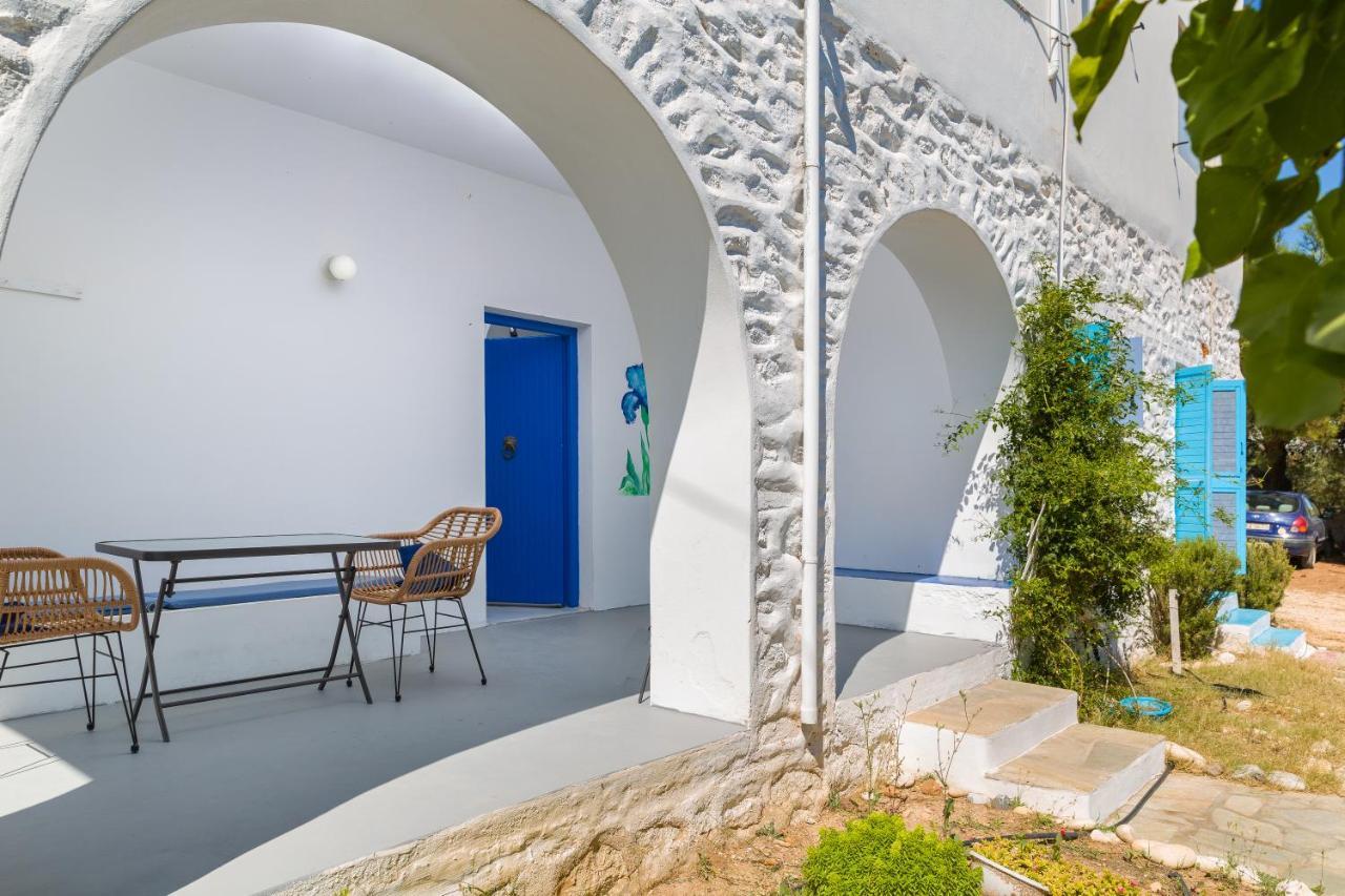 Blue Violet Apartment Drios Bagian luar foto